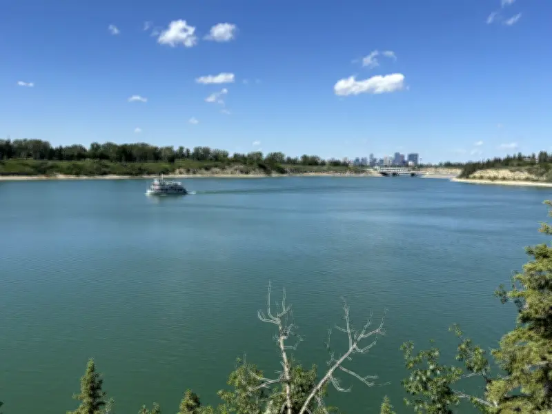 Thunderstorm Risk Hangs Over Calgary on Thursday After Sunny Morning