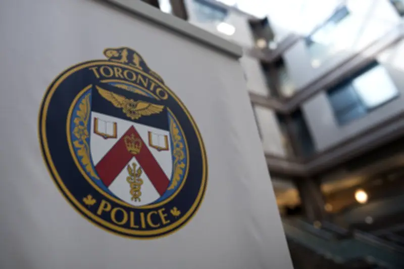 Toronto Police Arrest Five More in Antisemitic Signage Protest