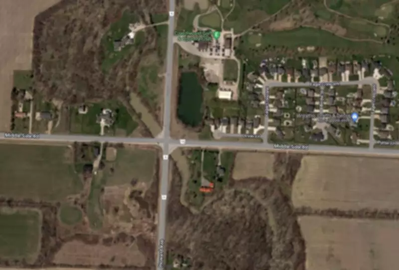 Traffic Light Installation Begins at Busy Amherstburg Intersection