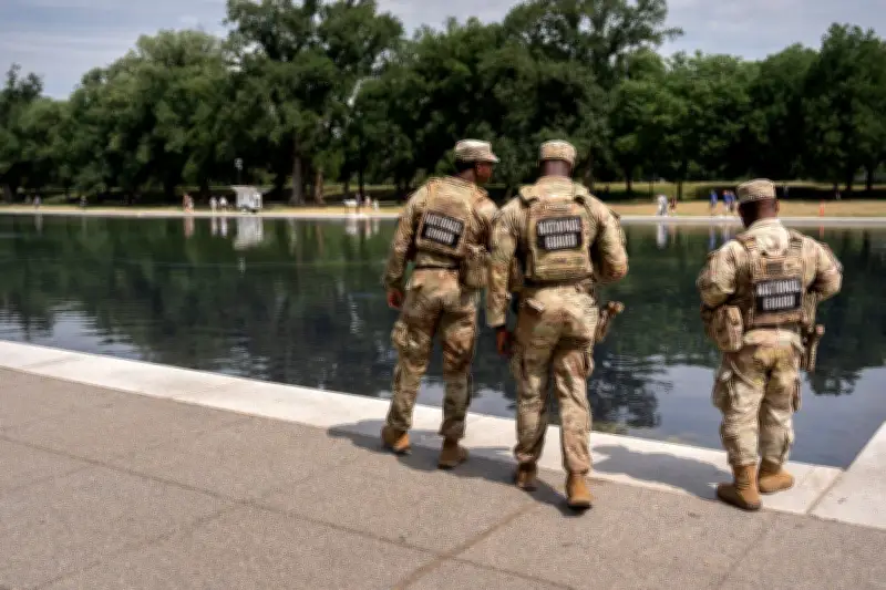 Trump: 6 Arrested for Damaging Lincoln Memorial Reflecting Pool