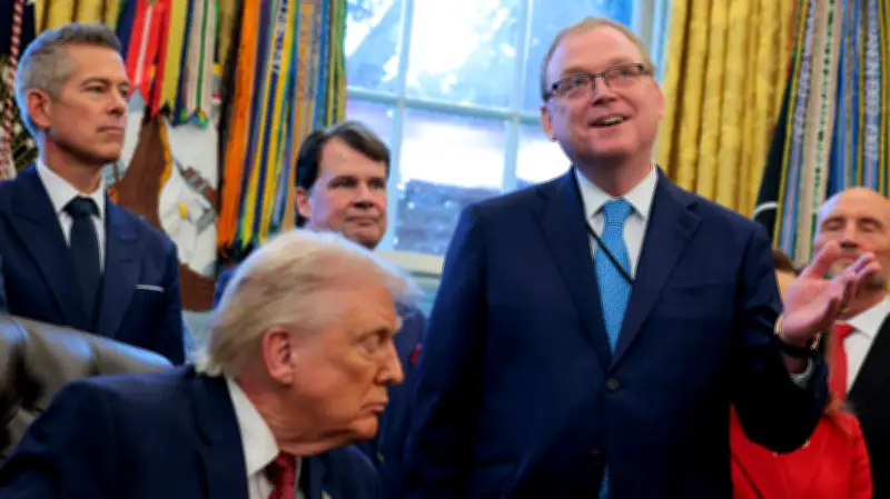 Trump Adviser Claims Higher Spending Shows Optimism, Economists Disagree