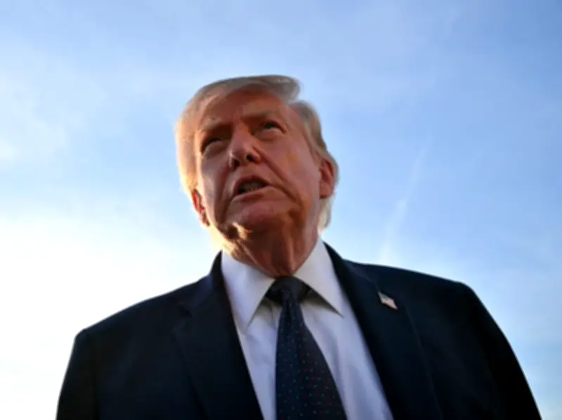 Trump says he would rather not have CUSMA, hints at possible termination