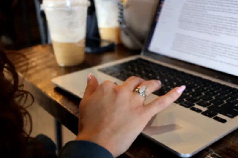 Turn Your To-Do List into a Fun Social Activity with Friends
