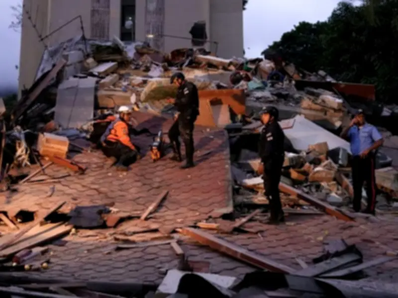 Two Powerful Earthquakes Strike Venezuela, Destroying Buildings