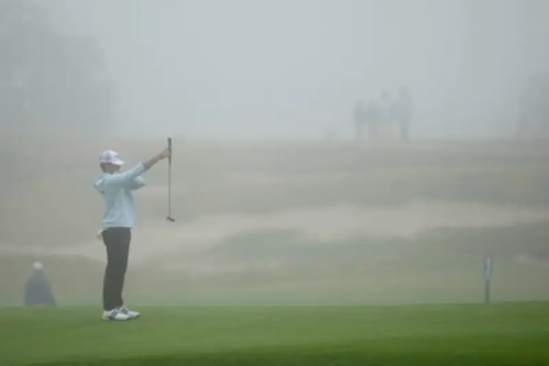 U.S. Open Off to Slow, Foggy Start at Shinnecock Hills