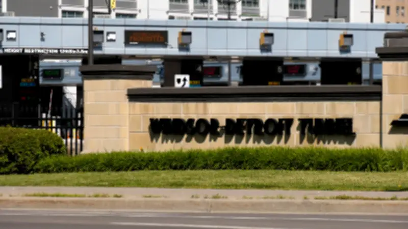 Windsor-Detroit Tunnel Prepares for Traffic Dip When Gordie Howe Bridge Opens