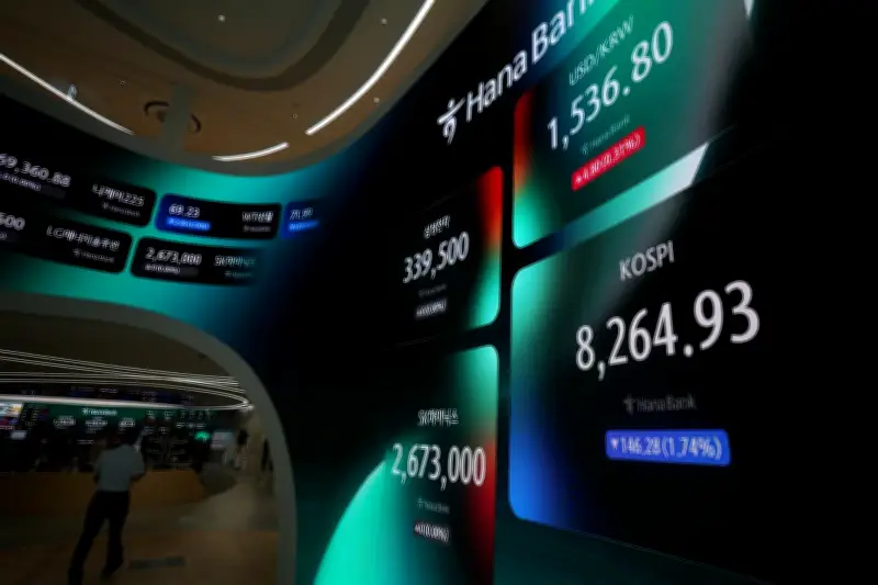 World shares mixed as Japan, South Korea tech stocks extend losses