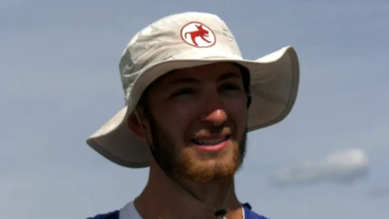 Young man runs 7,500 km across Canada for displaced youth scholarships