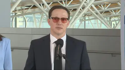 Alberta Minister Avoids Separatism Vote Question at Press Conference