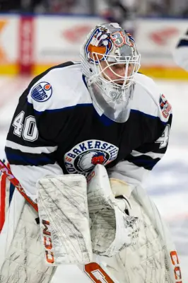Edmonton Oilers Re-Sign Top Goalie Prospect Connor Ungar to One-Year Deal