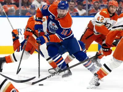 Edmonton Oilers Sign Jason Dickinson to Five-Year, $20 Million Deal
