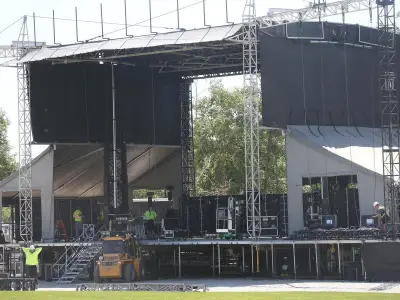 Farkas blasts Country Thunder over Calgary tent noise dispute twist