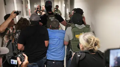 Federal Judge Strikes Down ICE Courthouse Arrests, 12-Hour Detention Policies