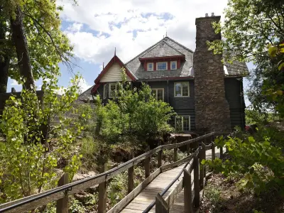 Historic Gatineau Park Mansion Reopens as Boutique Hotel After Years Vacant