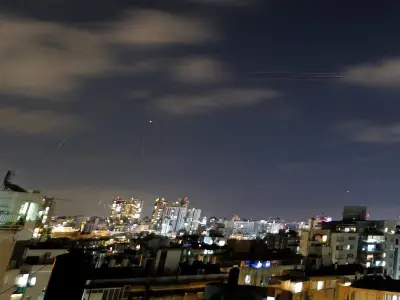 Iran Launches Missile Barrage at Israel as Ceasefire Teeters