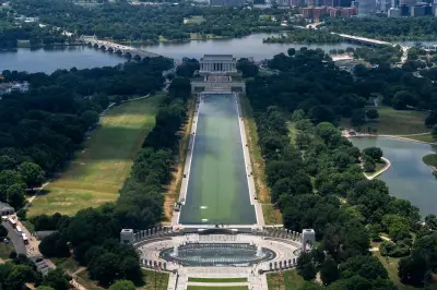 Lincoln Memorial Reflecting Pool Green Algae Under Surveillance After Trump Blames Vandals