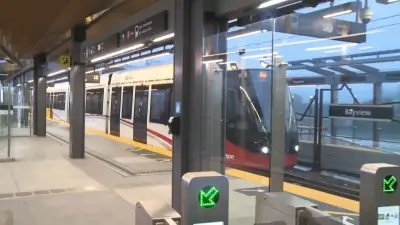 OC Transpo Resumes Double-Car Service on O-Train Line 1 in Ottawa