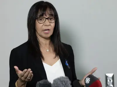 Surrey police board votes to gag chief, bans comments on government decisions