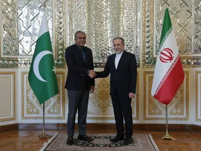 Trump Says US and Iran 'Very Close' to Nuclear Deal in 100-Day War Update