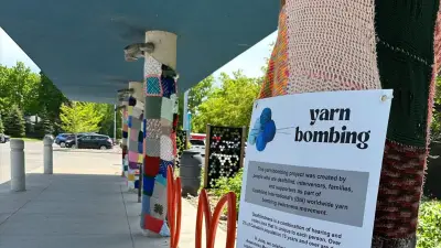 Yarn Bombing Project Raises Awareness for Deafblindness in Innisfil