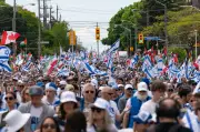 2 Arrested at Walk With Israel in Toronto as Tens of Thousands March