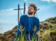 30th Badlands Passion Play: Donkey Knows Its Role, 300K Attendees