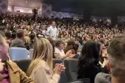Audience Member Rescues 'La La Land' Concert After Keyboardist Falls Ill