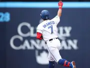 Blue Jays reach .500 mark with 4-2 win over Astros to start 10-game homestand