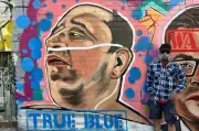 Bondi Beach attack hero charged with assaulting father: media