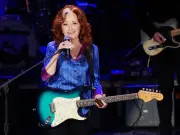 Bonnie Raitt Brings Live 2026 Tour to Canada This June