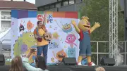 Caitie and Tobee Delight Families at Super Simple Summer Sing-Along