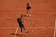 Canada's Dabrowski falls in French Open women's doubles semifinals