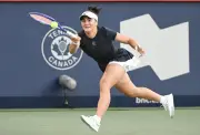 Canadians Andreescu, Shapovalov drop grass-court openers at Libema Open