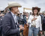 Carney at Calgary Stampede: Separation No Magic Wand