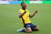 Ecuador beats Germany 2-1, advances to World Cup knockout round