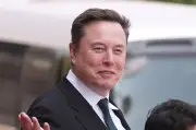 Elon Musk on Track to Be World's First Trillionaire with SpaceX IPO