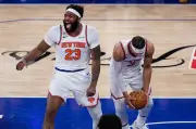 Knicks Rally from 29 Down to Beat Spurs 107-106, Take 3-1 NBA Finals Lead