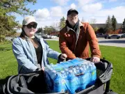 Lead in water at Ottawa schools: parents deliver bottled water to classrooms