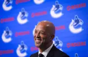 Manny Malhotra: Dad and Coach Are Separate Roles for Canucks' New Boss