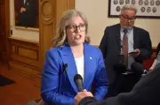 New Brunswick Premier Urges National Social Media Ban for Kids Under 16