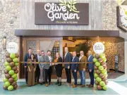 Olive Garden Opens First Ontario Restaurant at Vaughan Mills