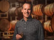Provinces Miss Deadline to Open Cross-Border Alcohol Shipments