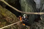Rescuers Search Alternative Route to Reach 2 Missing in Flooded Laos Cave