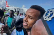 Somali World Cup referee denied US entry returns to hero's welcome in homeland