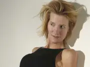 SUNshine Girl Danielle: Model with a Heart for Children