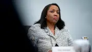 Supreme Court Blocks Trump’s Bid to Fire Fed Governor Lisa Cook