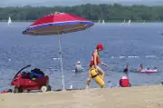 Toronto Soars Above 30C With Humidex in 40s During First Heat Wave of Summer