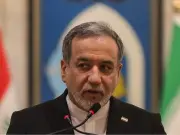 US and Iran Trade Attacks Straining Ceasefire Amid Peace Talks