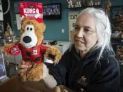 Vancouver Pet Store Gets FIFA Warning Over Soccer Jersey Plush Bears