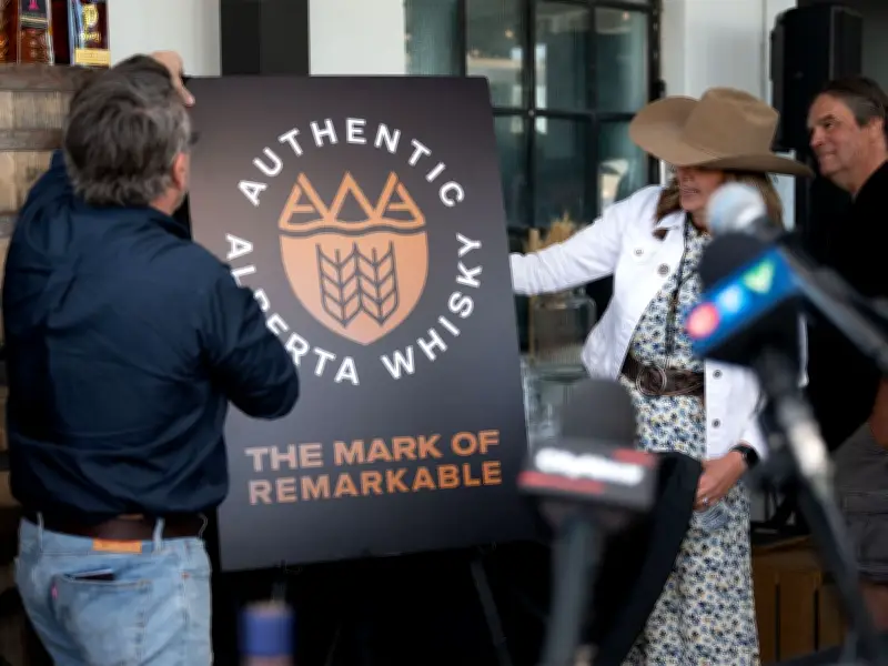 Alberta Unveils Official Whisky Logo to Boost Local Spirits Industry